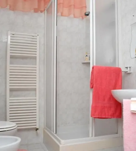 לינה וארוחת בוקר Bed And Cooking Isabella